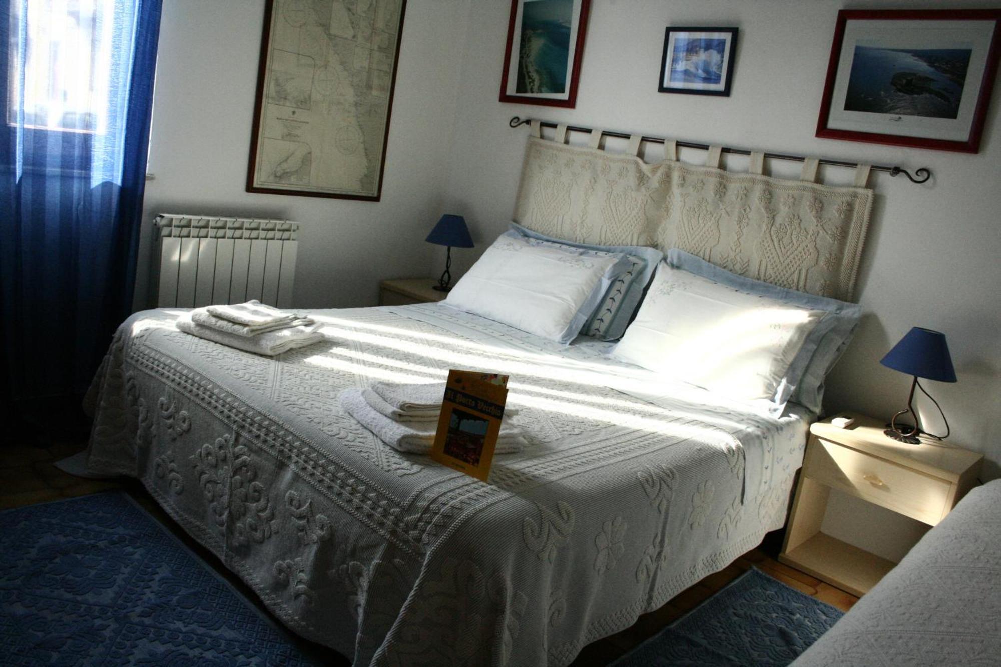 B&B Guest House Il Porto Vecchio Stintino Bagian luar foto