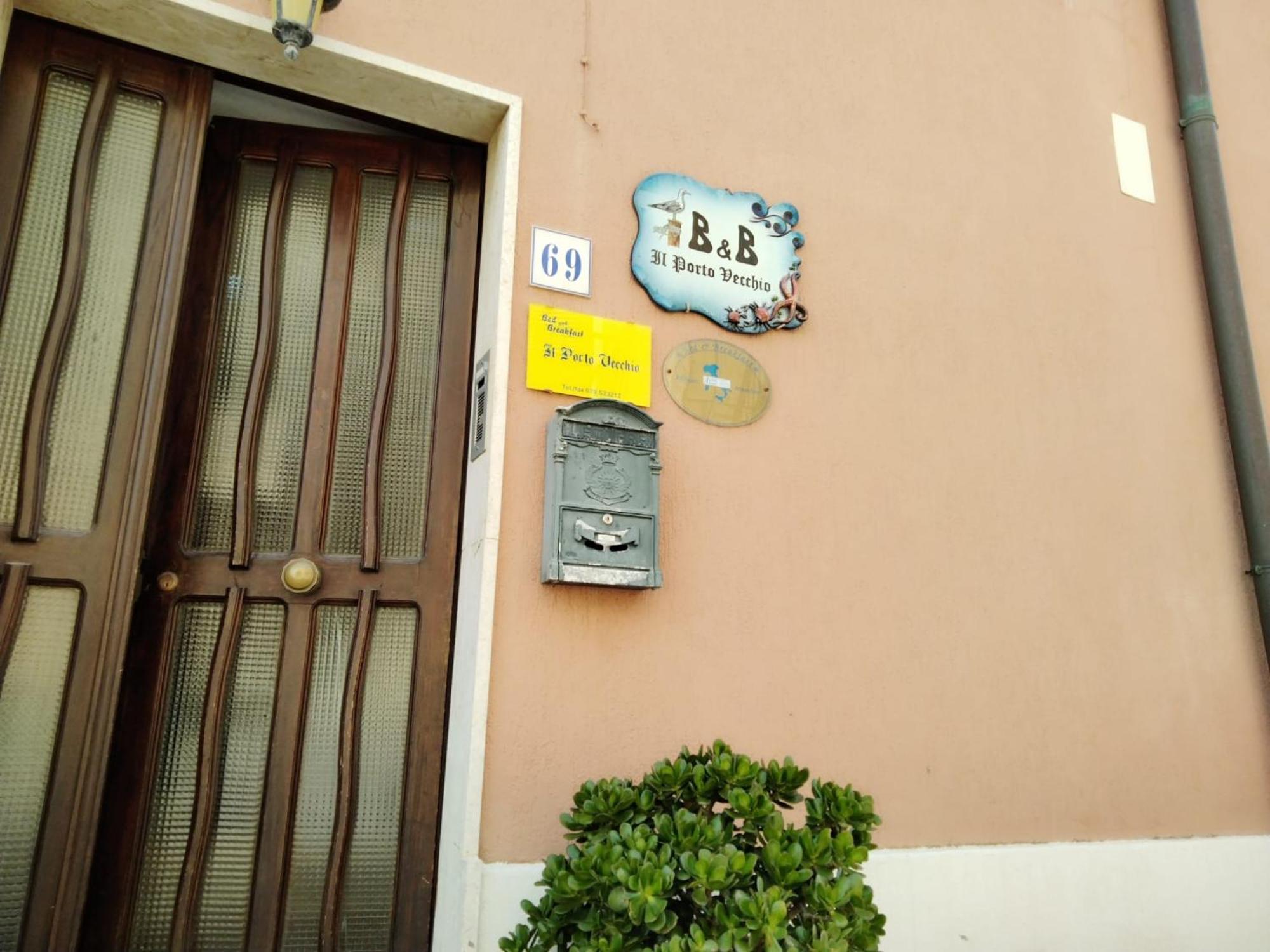 B&B Guest House Il Porto Vecchio Stintino Bagian luar foto