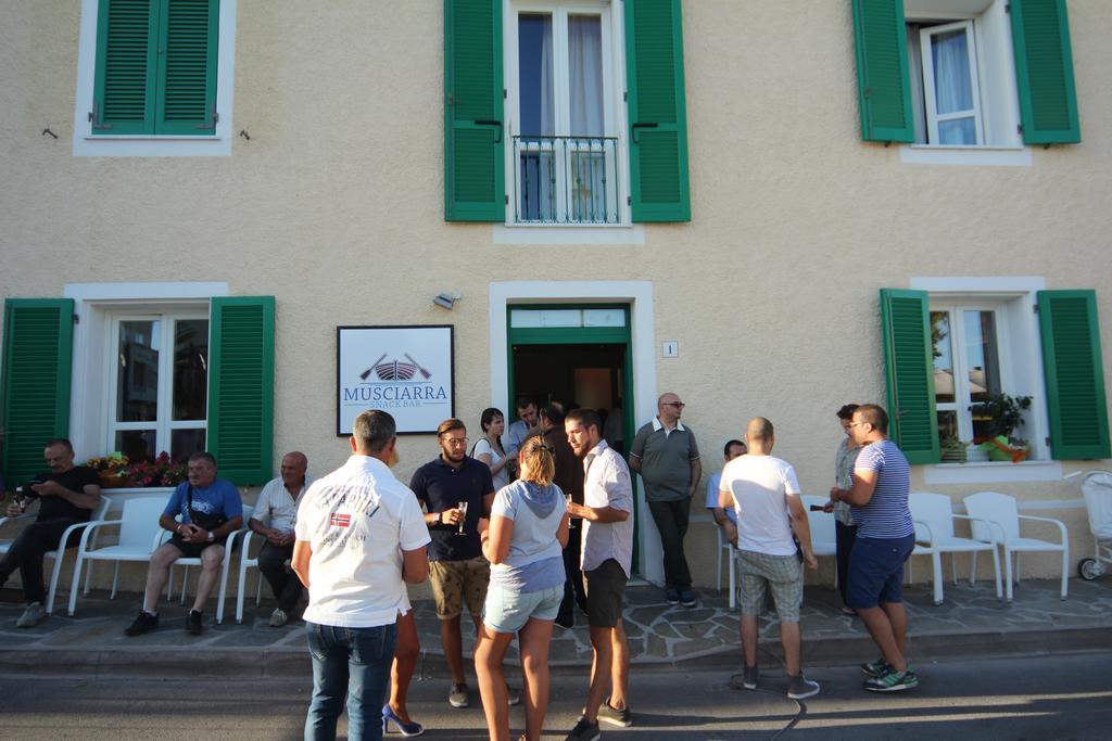 B&B Guest House Il Porto Vecchio Stintino Bagian luar foto