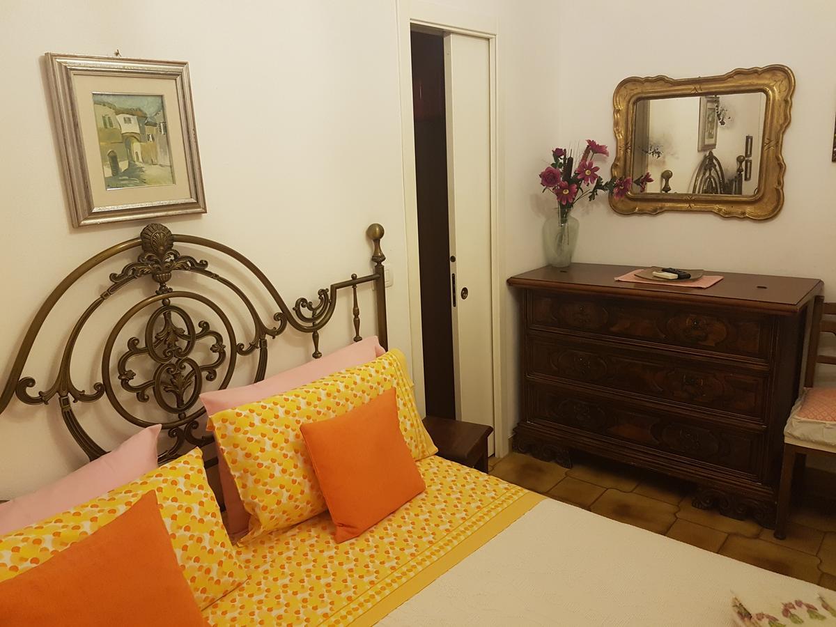B&B Guest House Il Porto Vecchio Stintino Bagian luar foto